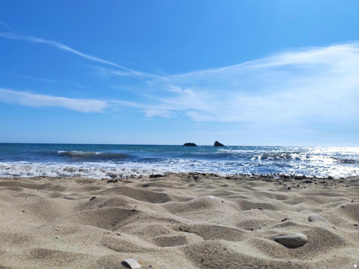 Tetraktys Estate Beachside Υδωρ Ágios Matthaíos Eksteriør billede